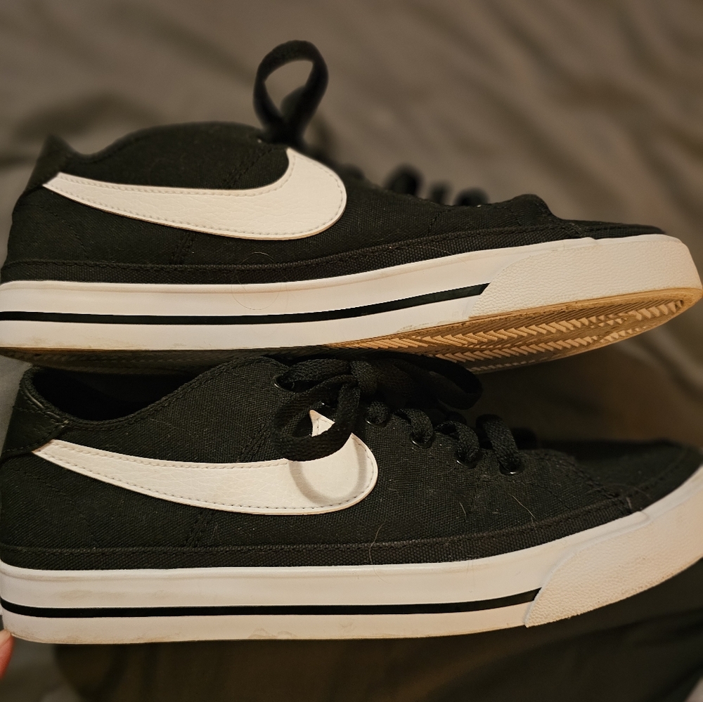 Nike Court Legacy Black/White Sneakers Men's Sz 9